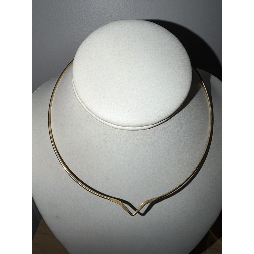 V Neck Solid Hoop Choker With Clasp Gold Tone‎